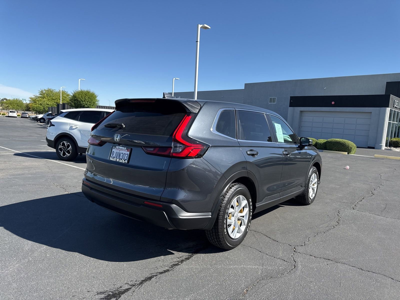 Used 2024 Honda CR-V LX image 5