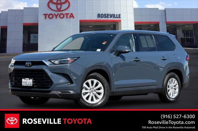 Certified 2024 Toyota Grand Highlander AWD image 1