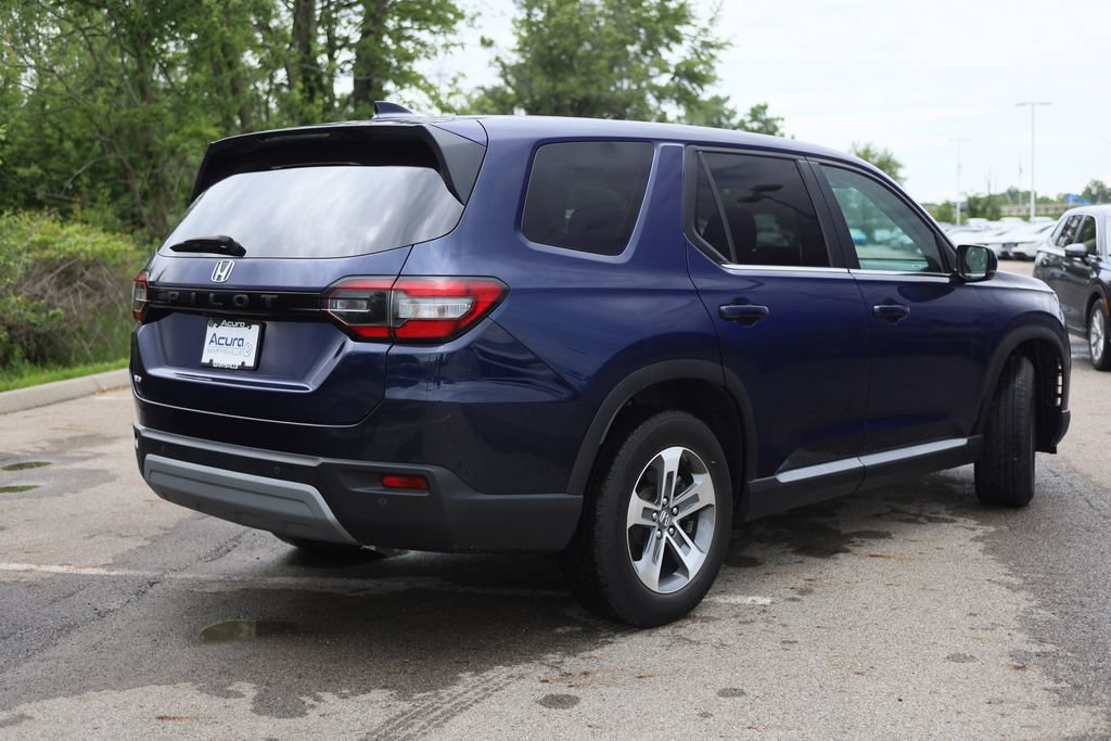 Used 2025 Honda Pilot EX-L image 6