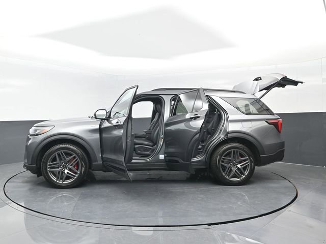 New 2026 Ford Explorer ST-Line image 35