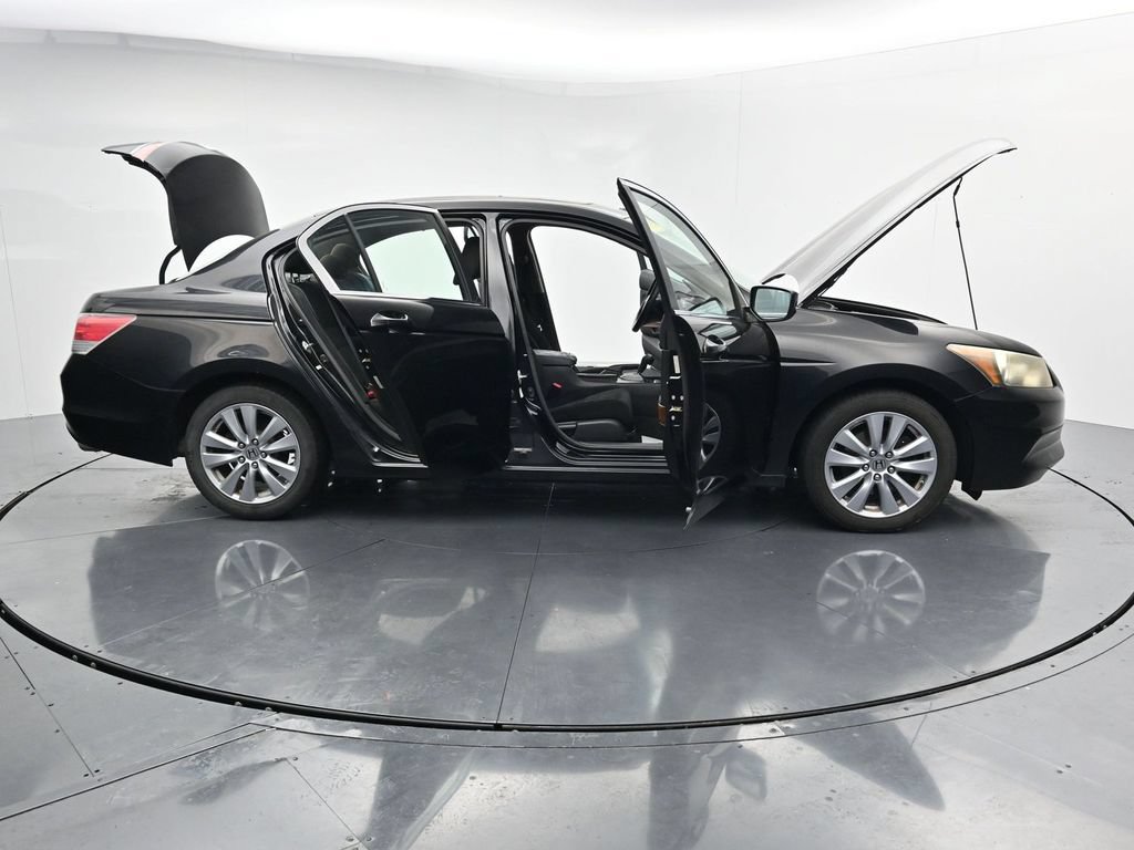 Used 2011 Honda Accord EX image 41
