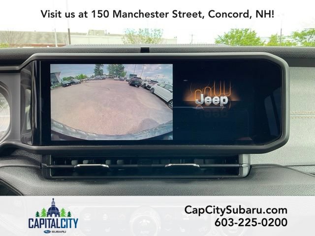 Used 2024 Jeep Wrangler Unlimited AWD/4WD image 26