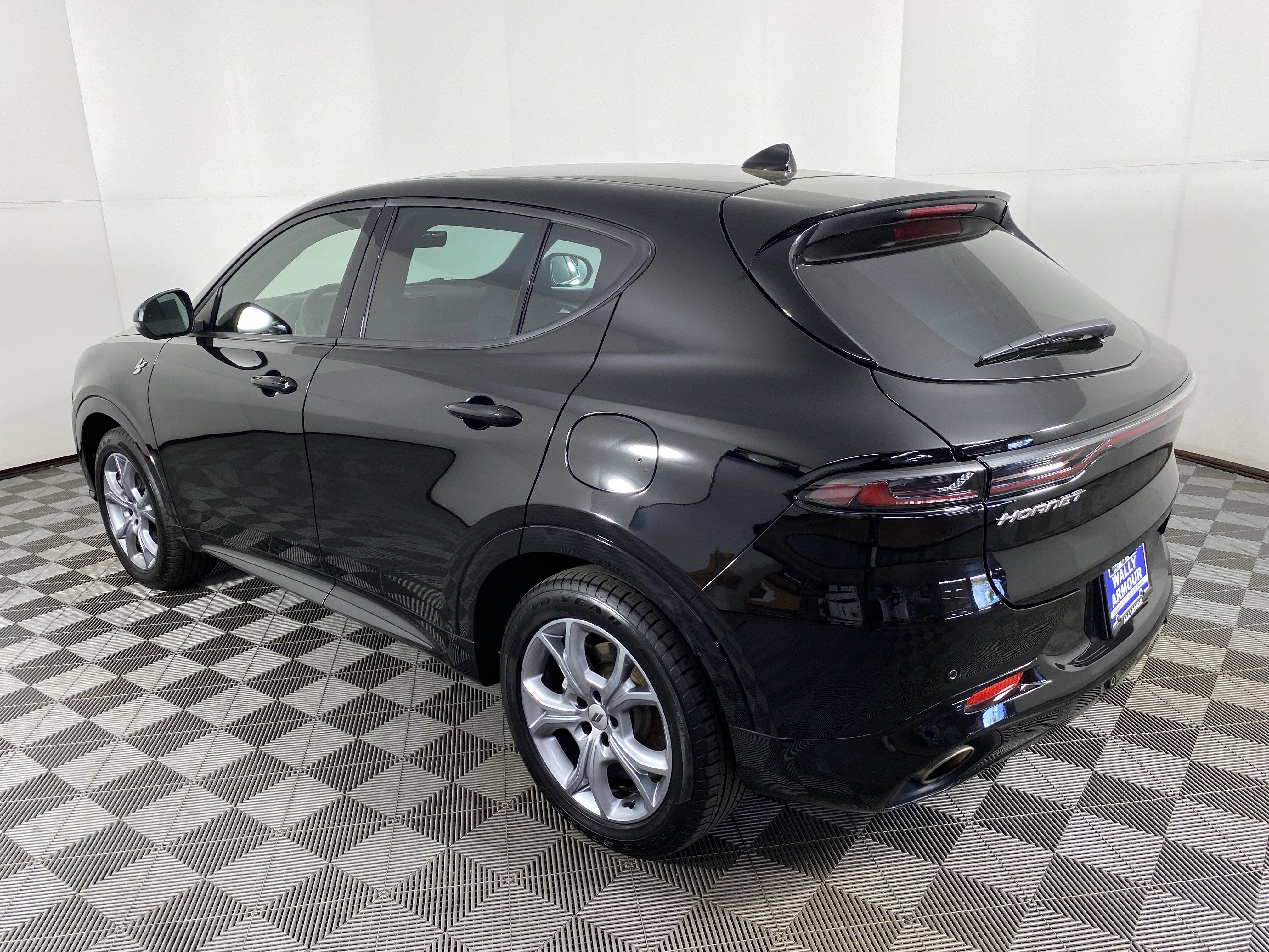 Used 2025 Dodge Hornet R/T AWD/4WD image 9