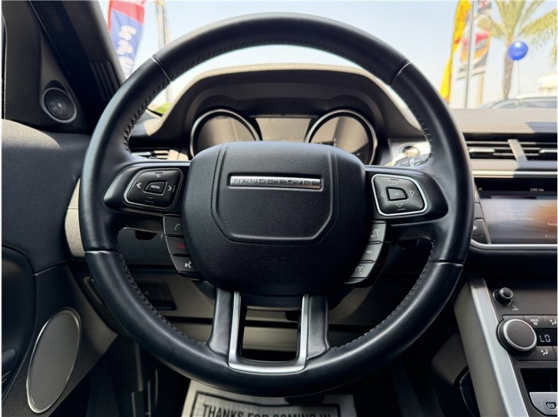 Used 2018 Land Rover Range Rover Evoque SE AWD/4WD image 37