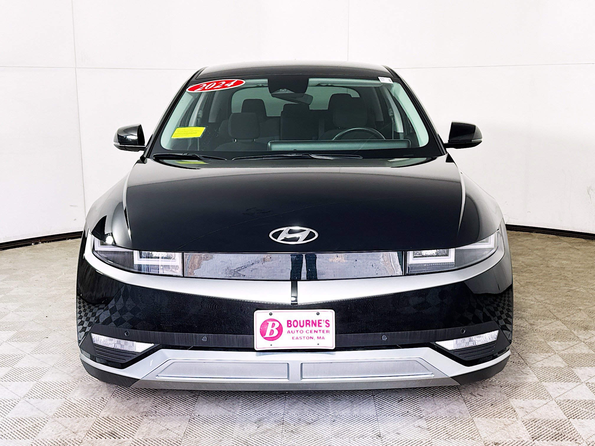 Used 2024 Hyundai Ioniq 5 SEL image 5