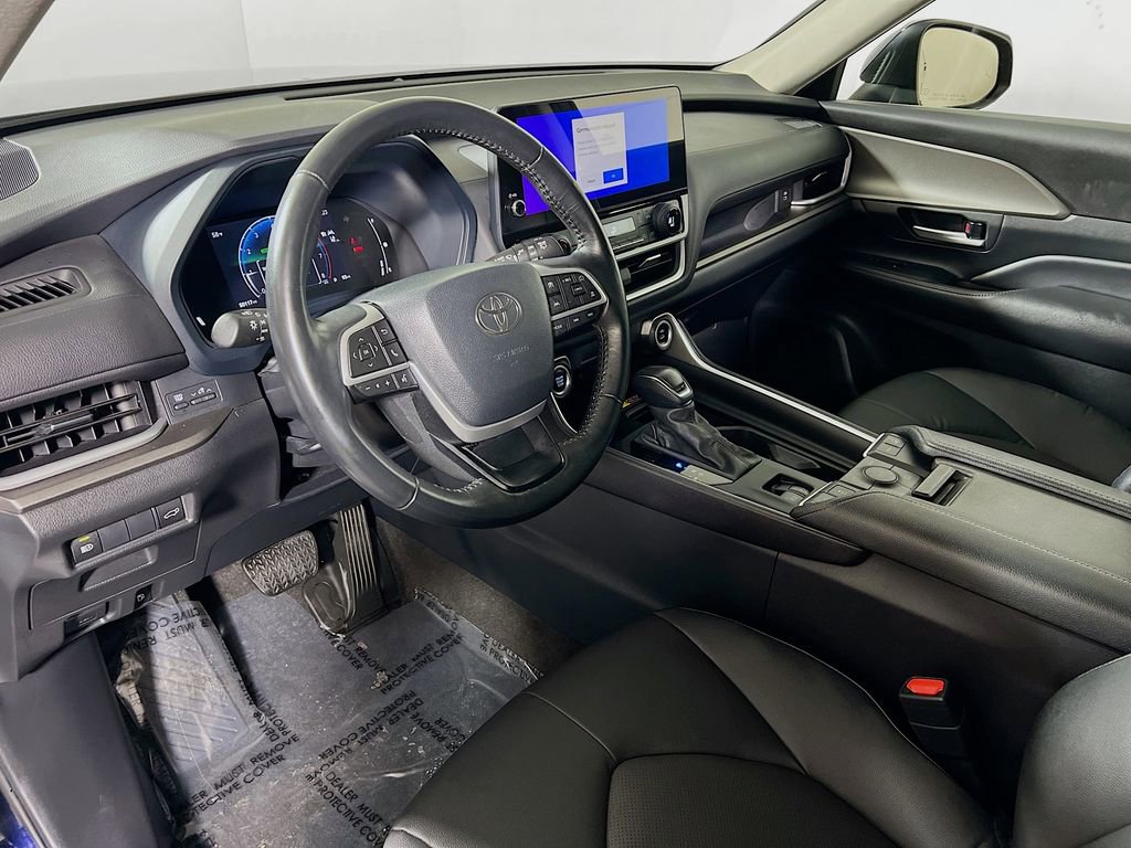 Certified 2024 Toyota Grand Highlander XLE image 10