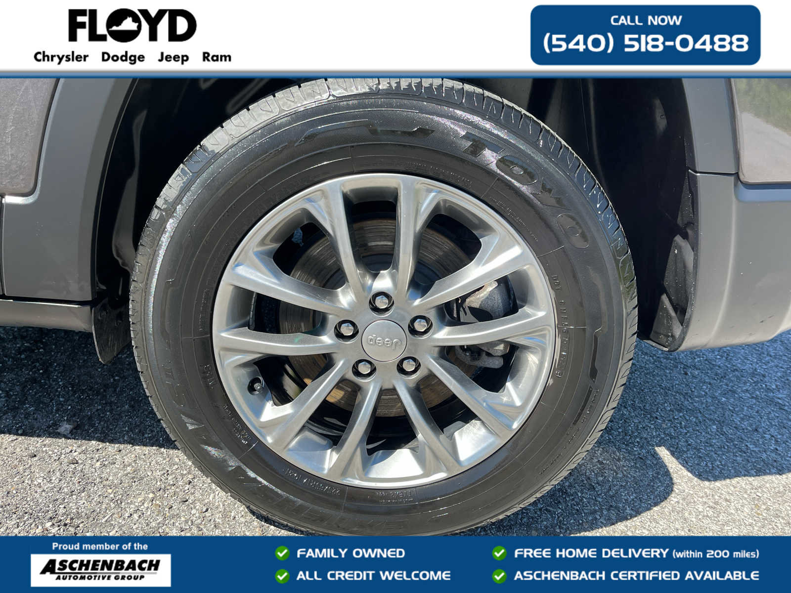 Used 2020 Jeep Cherokee Latitude Plus w/ Comfort/Convenience Group AWD/4WD image 33