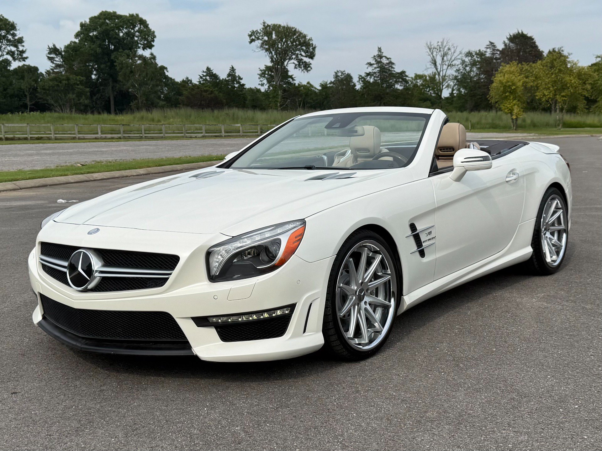 Used 2013 Mercedes-Benz SL 63 AMG image 2