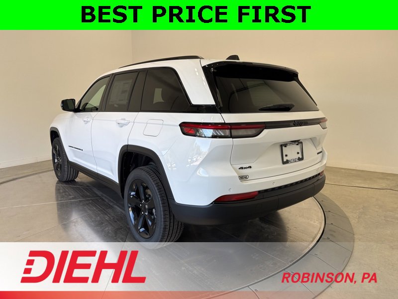 New 2025 Jeep Grand Cherokee Limited w/ Black Appearance Package image 5