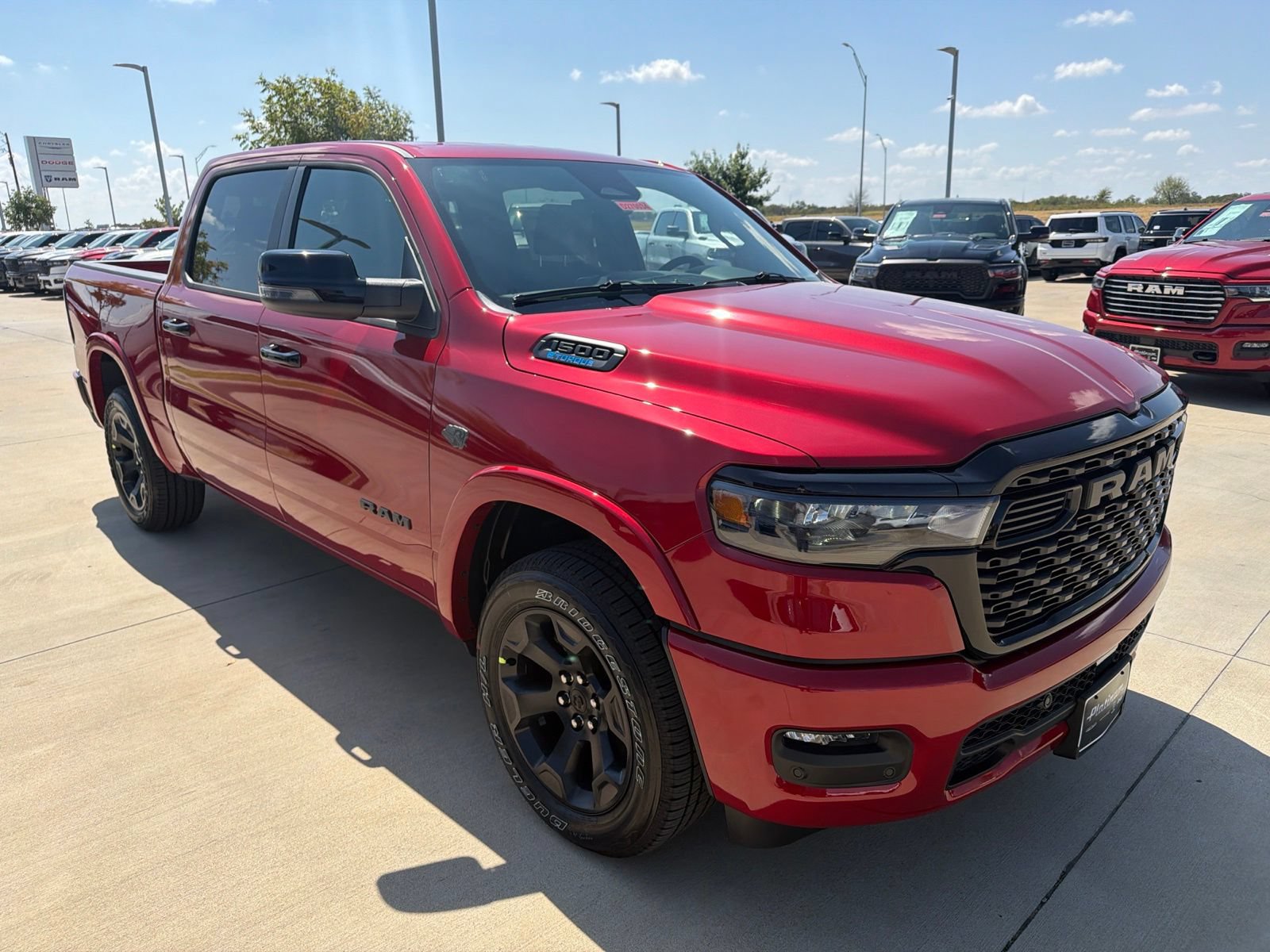 New 2027 RAM 1500 4x4 Crew Cab image 7
