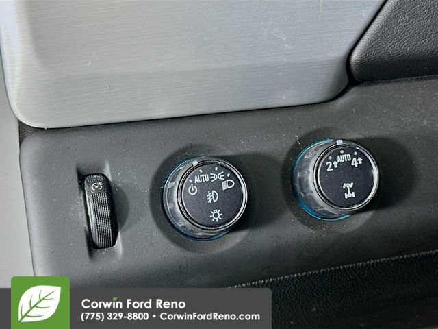 Used 2018 GMC Yukon SLT AWD/4WD image 12