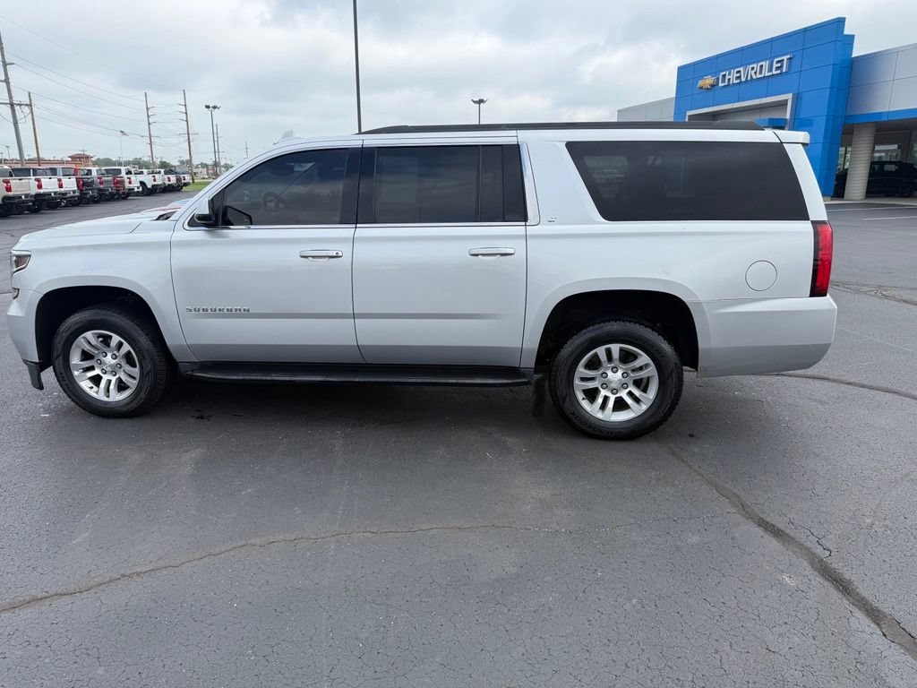 Used 2019 Chevrolet Suburban LT AWD/4WD image 4