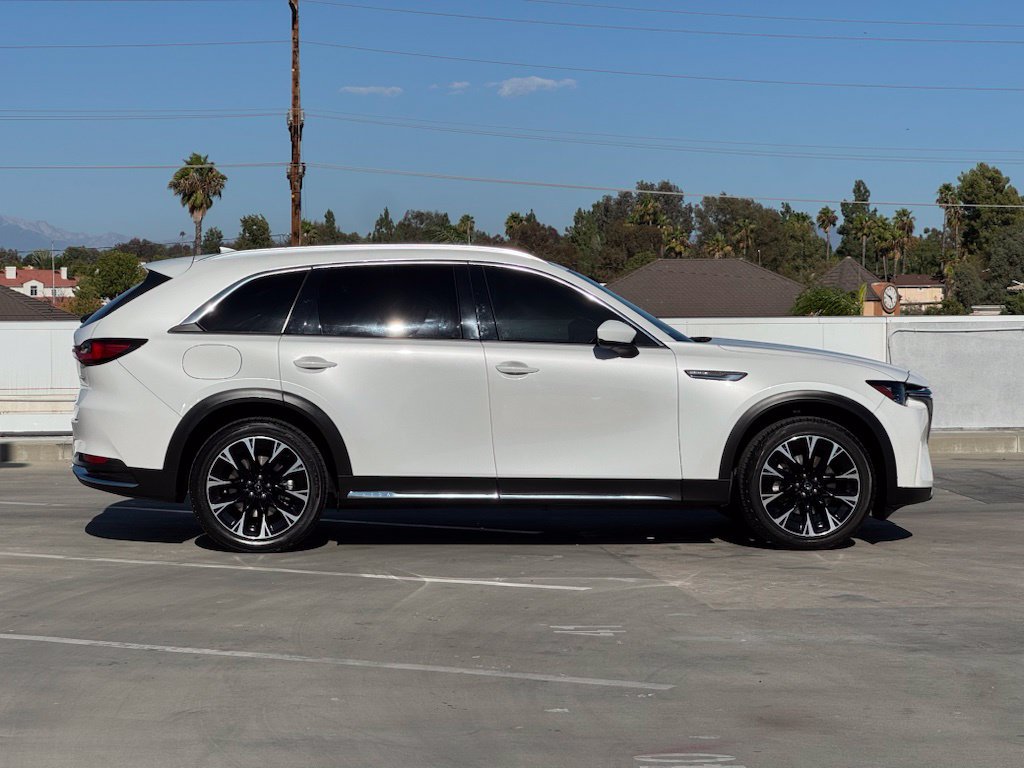 Used 2024 MAZDA CX-90 Plug-In Hybrid w/ Premium Plus AWD/4WD image 30
