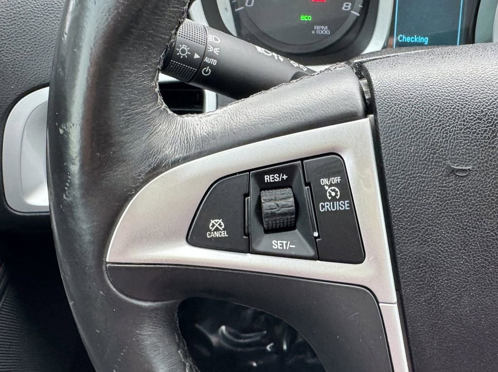 Used 2014 Chevrolet Equinox LT w/ Driver Convenience Package image 17