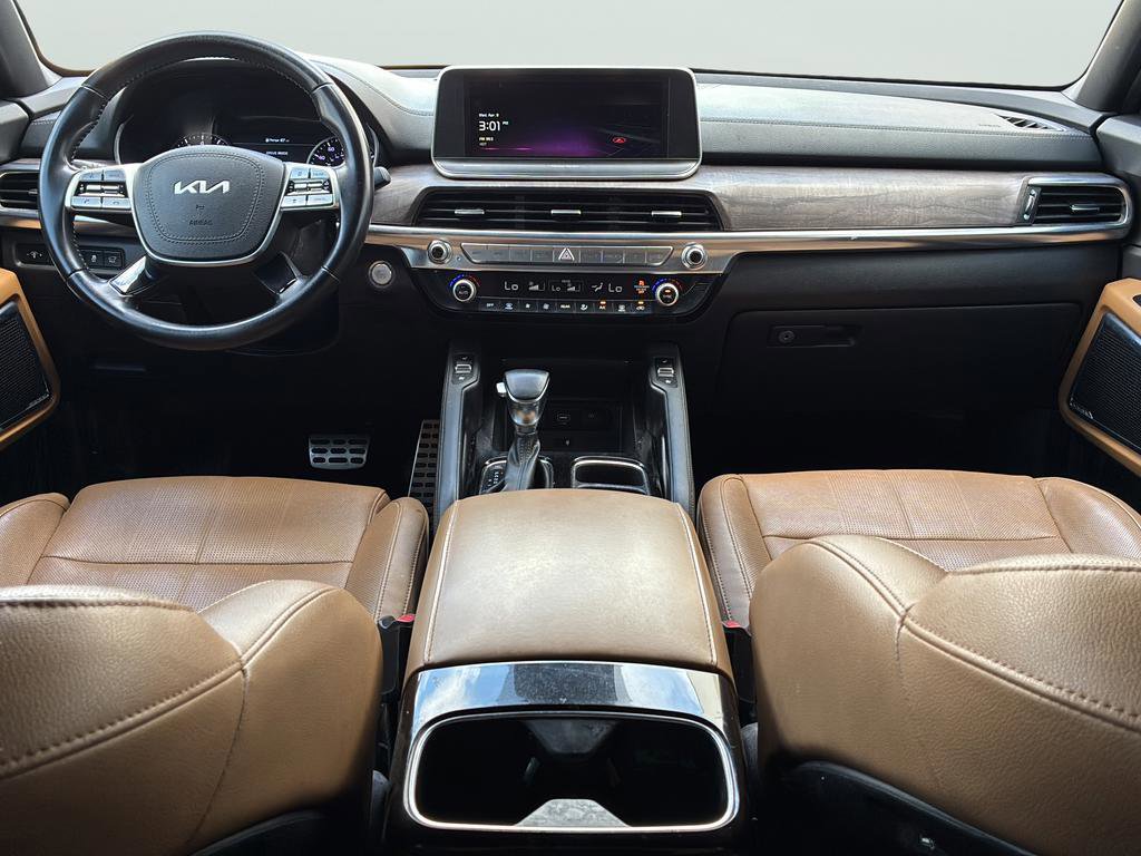 Used 2022 Kia Telluride SX w/ Towing Package FWD image 18