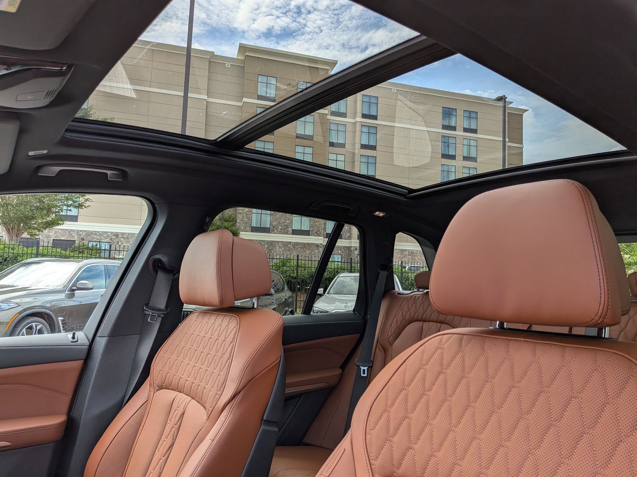 New 2026 BMW X5 xDrive40i w/ Climate Comfort Package AWD/4WD image 17