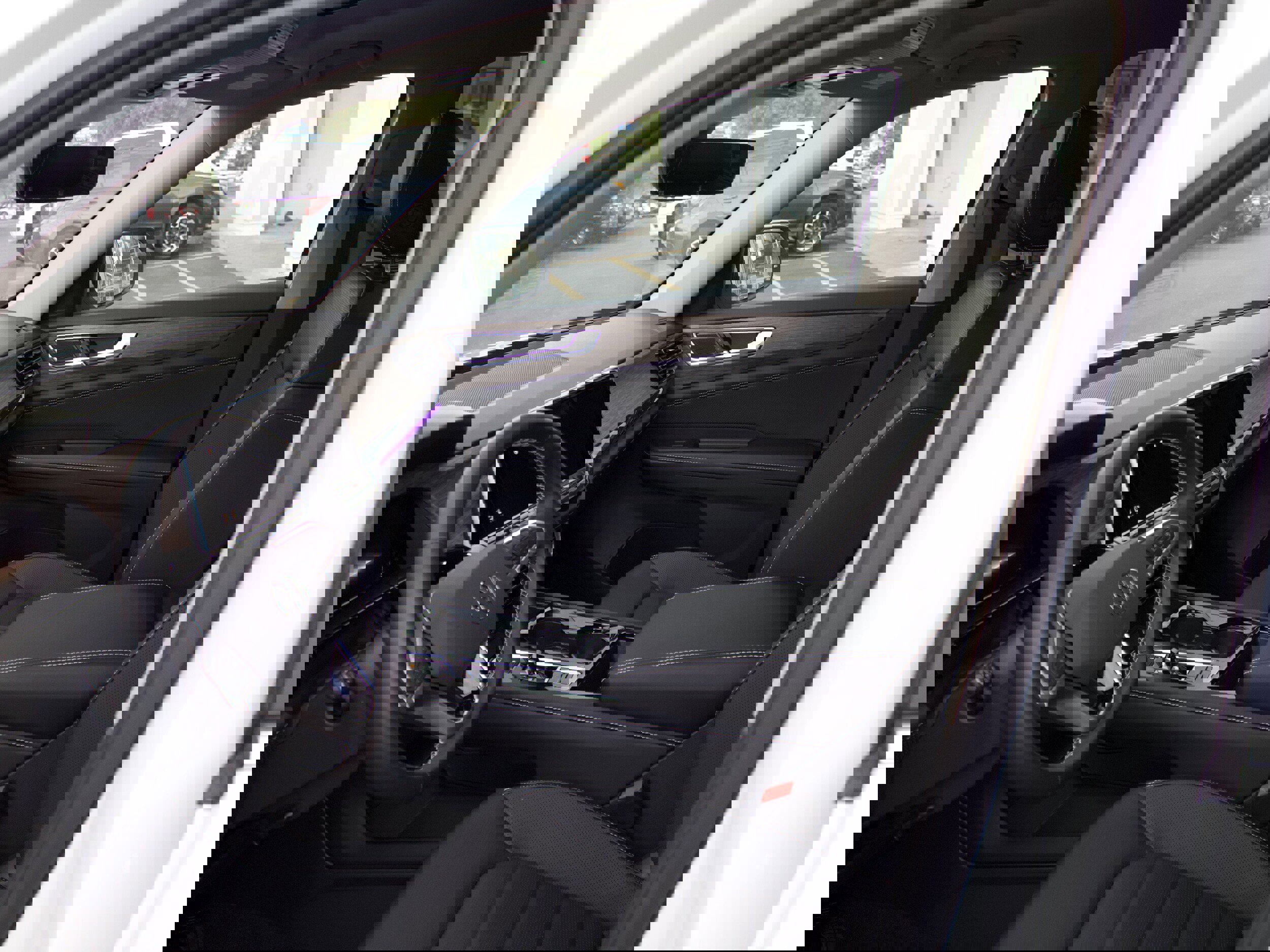 New 2025 Volkswagen Atlas SEL image 11