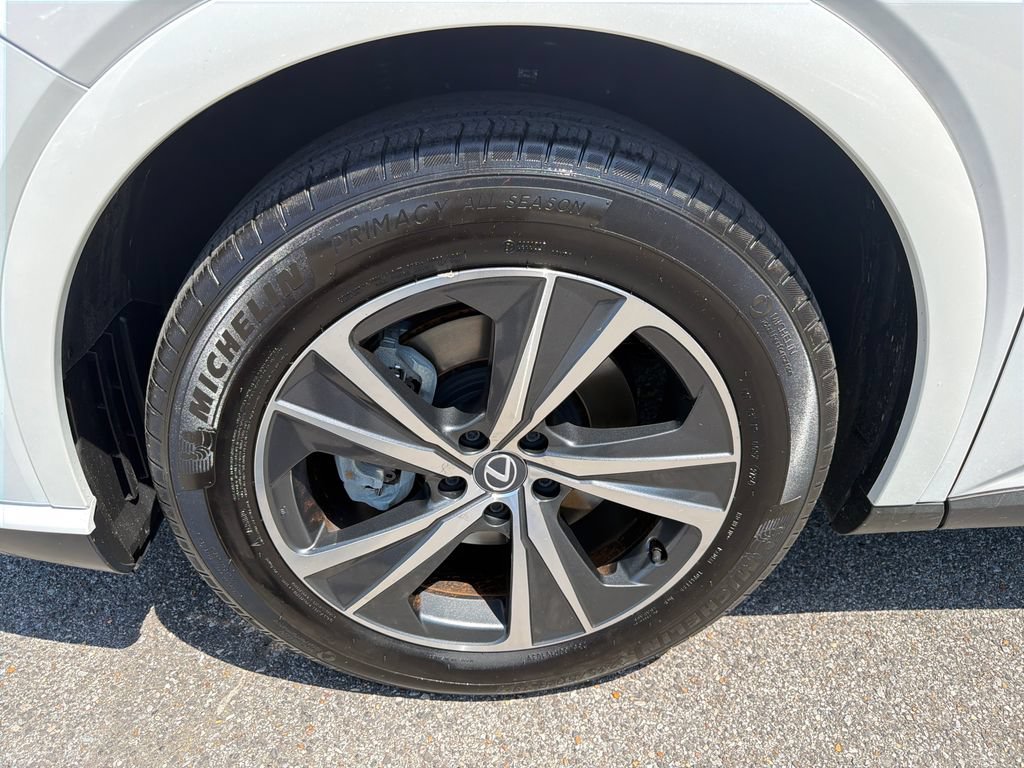 Used 2024 Lexus RX 350 Premium w/ Cold Area Package FWD image 14