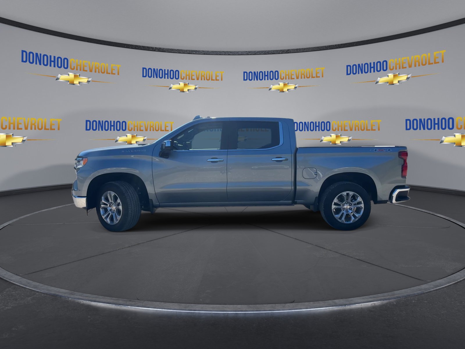 New 2026 Chevrolet Silverado 1500 LTZ w/ LTZ Premium Package image 8
