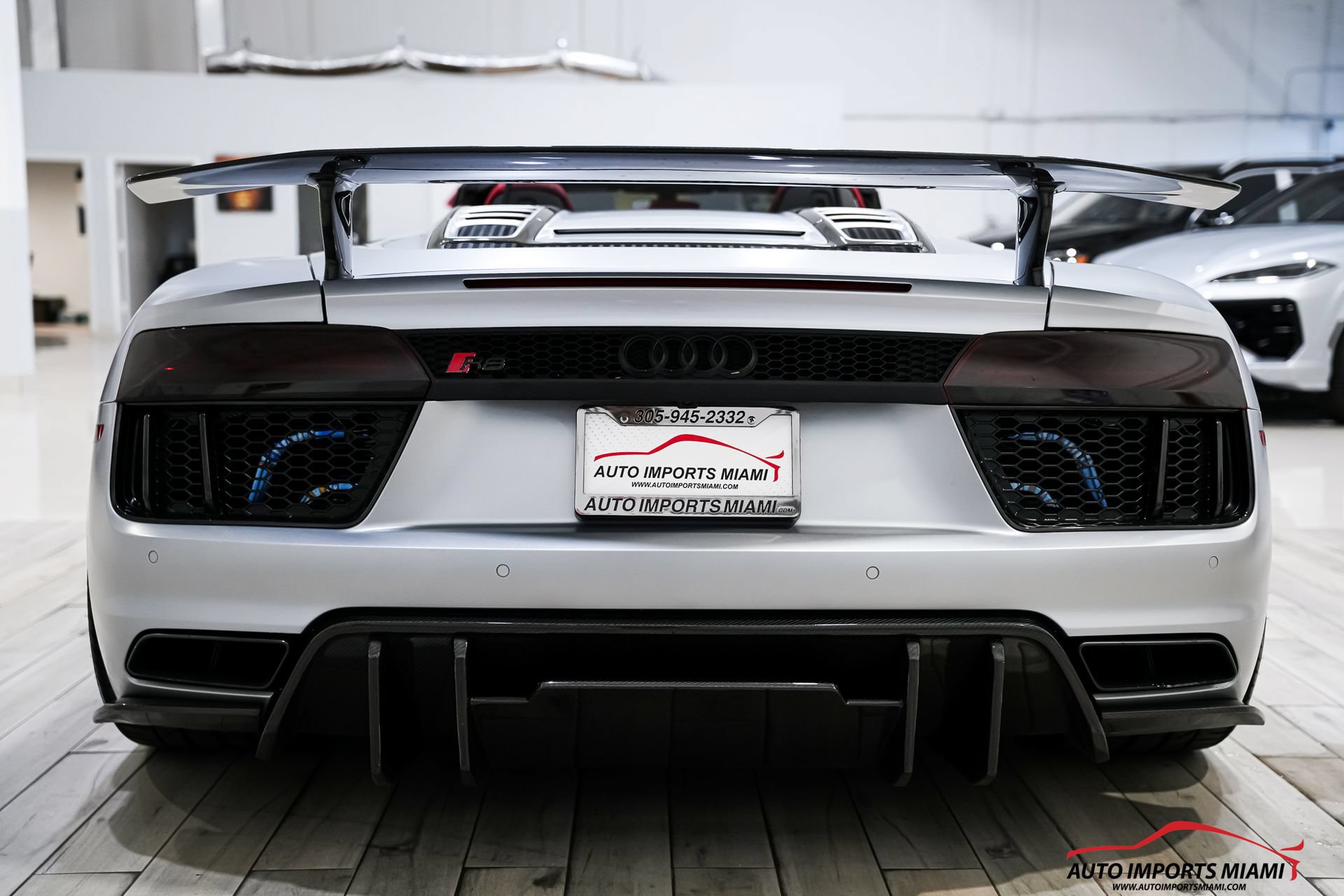 Used 2018 Audi R8 V10 w/ Carbon Exterior Package AWD/4WD image 20