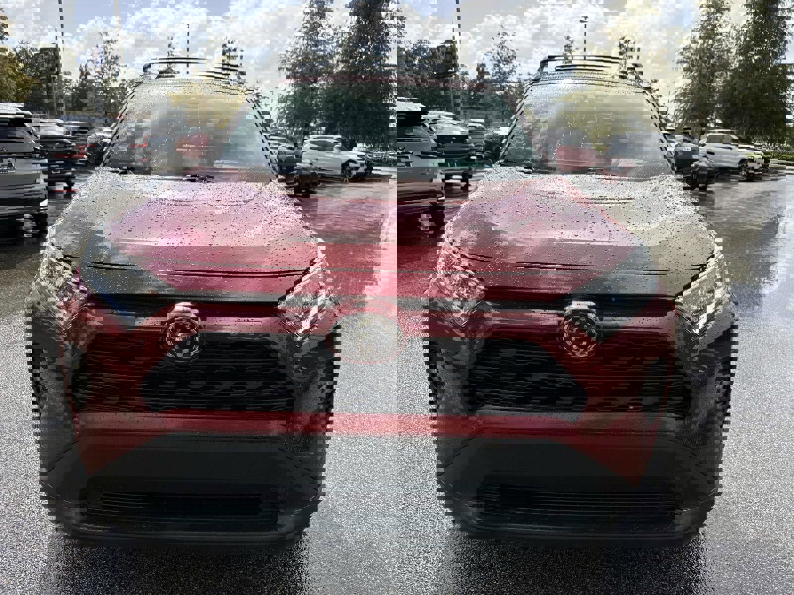 Used 2021 Toyota RAV4 XLE Premium image 8