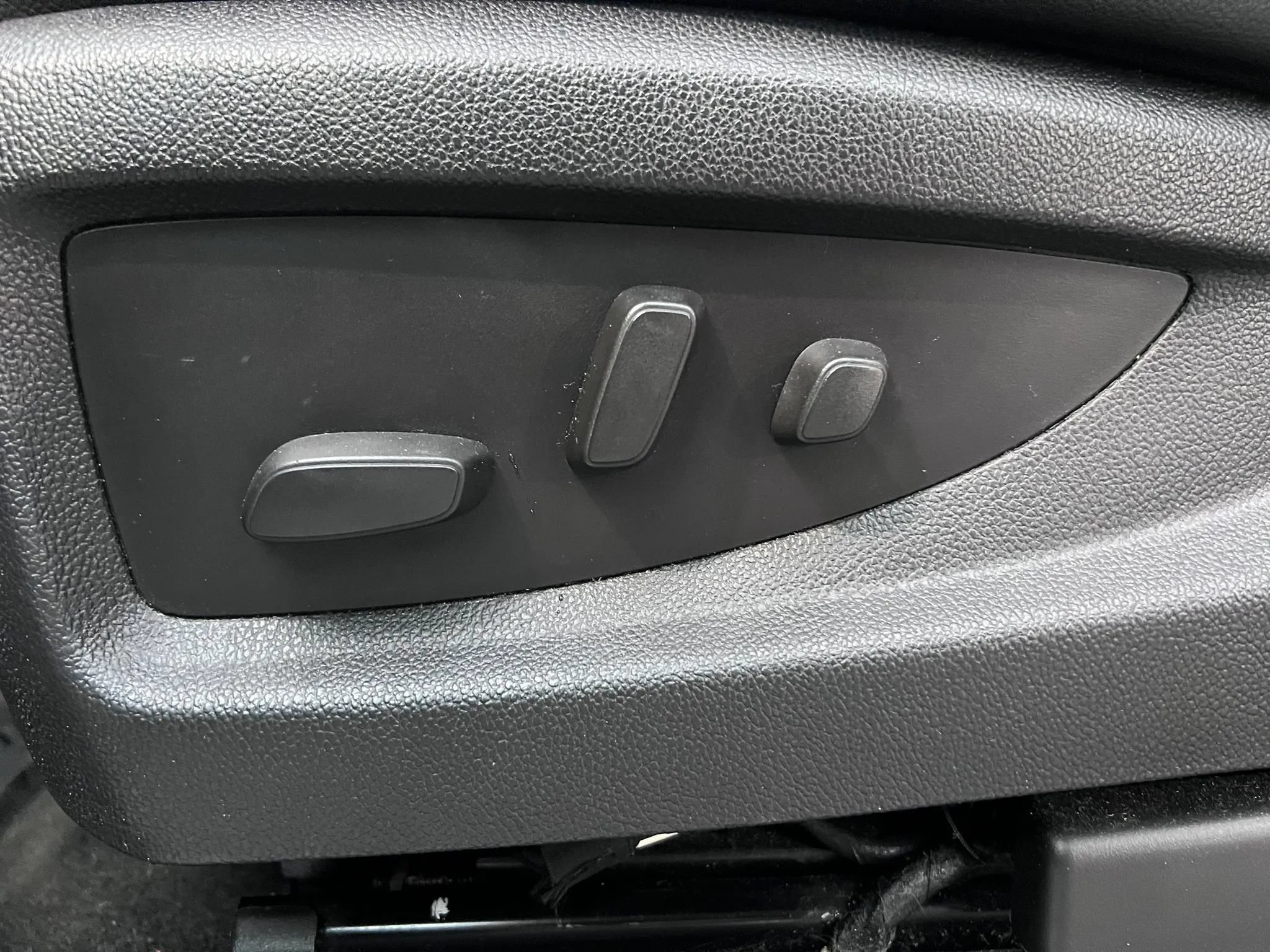 Used 2015 Chevrolet Silverado 1500 LT w/ All Star Edition RWD image 10