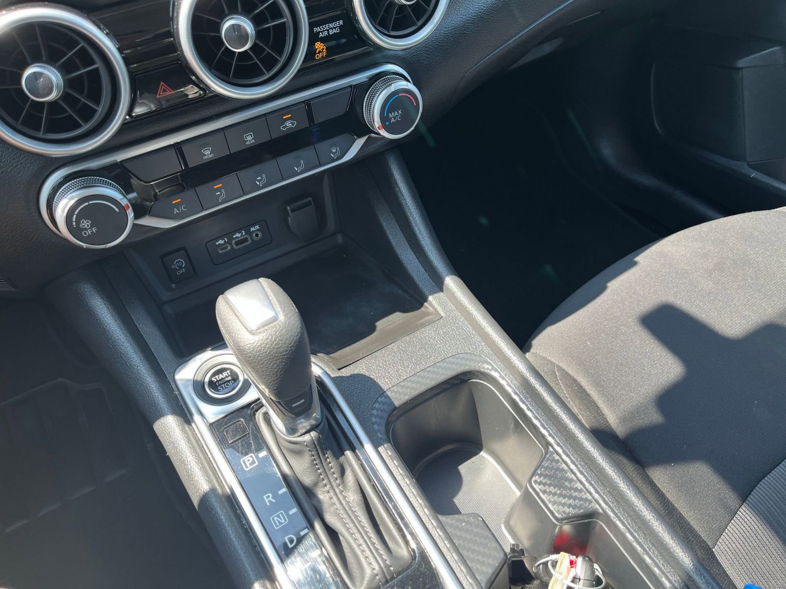 Used 2024 Nissan Sentra SV image 39