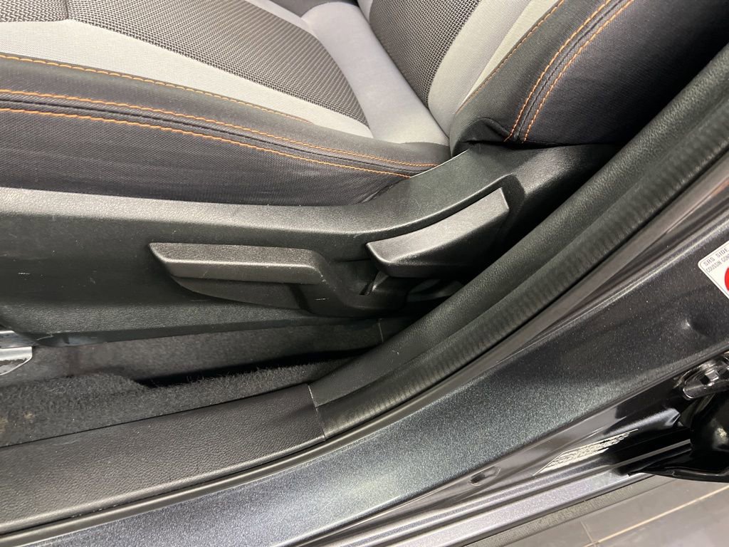 Used 2018 Subaru Crosstrek 2.0i Premium w/ Eyesight System AWD/4WD image 31