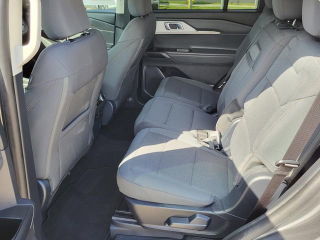 Used 2025 Ford Explorer Active image 14