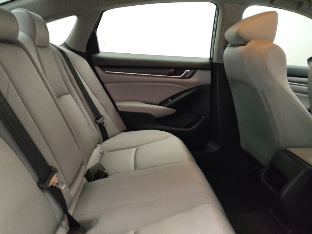 Used 2018 Honda Accord LX image 19