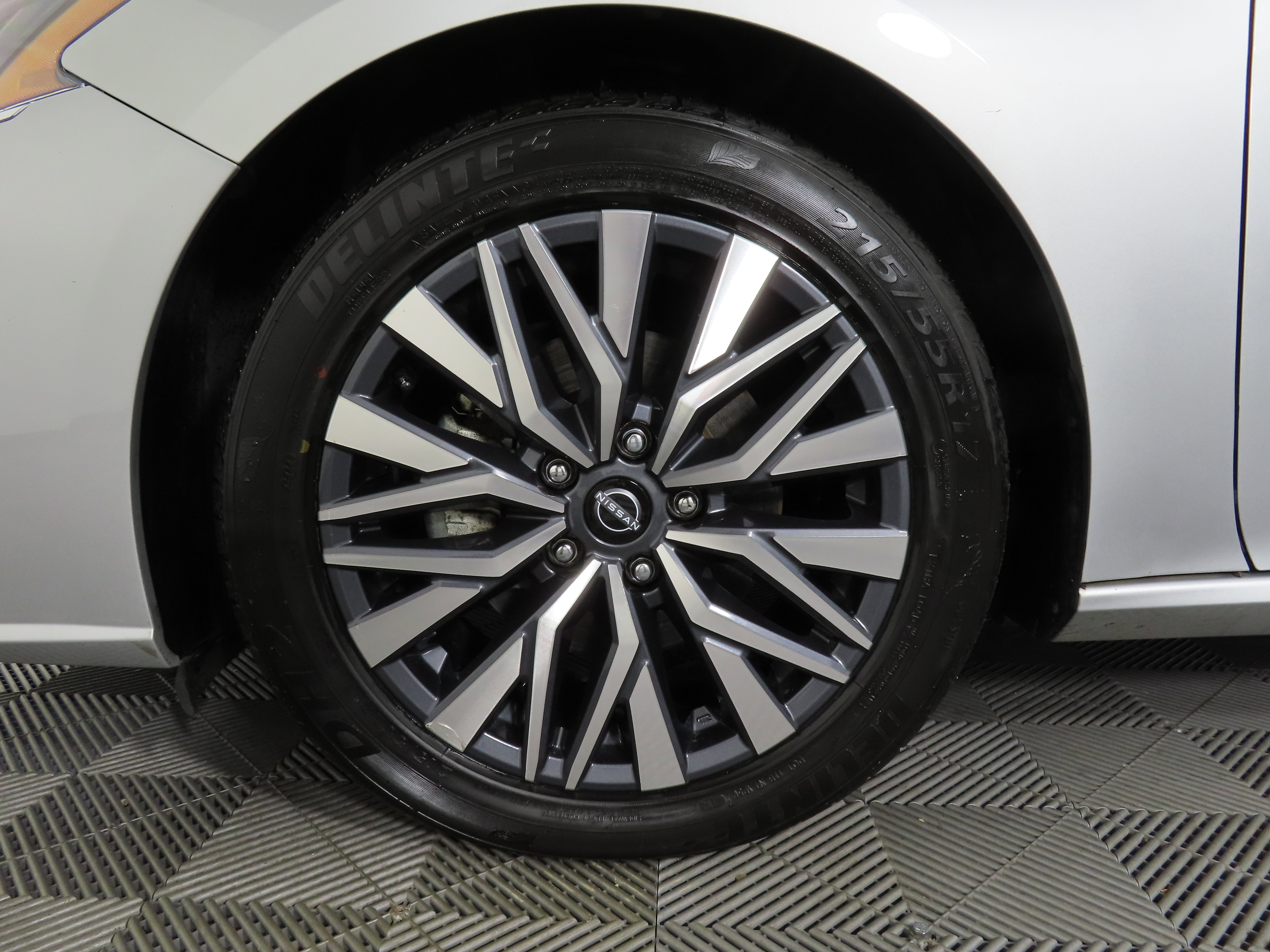 Used 2023 Nissan Altima 2.5 SV image 43