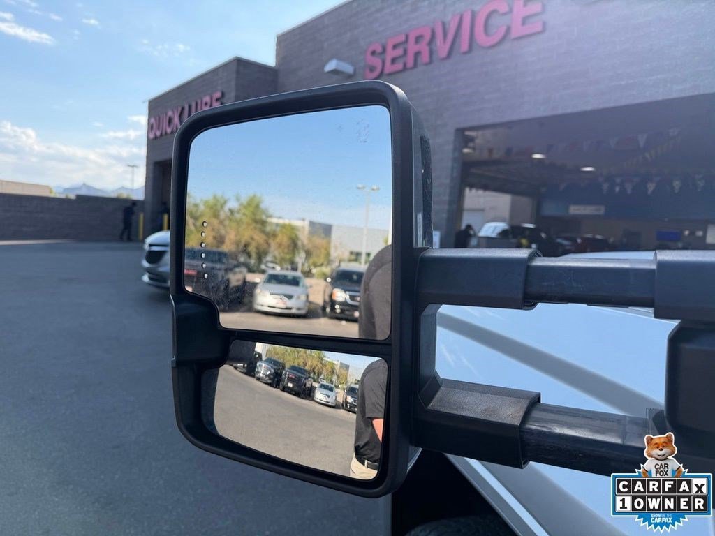 Used 2019 GMC Sierra 2500 Denali w/ Duramax Plus Package AWD/4WD image 8