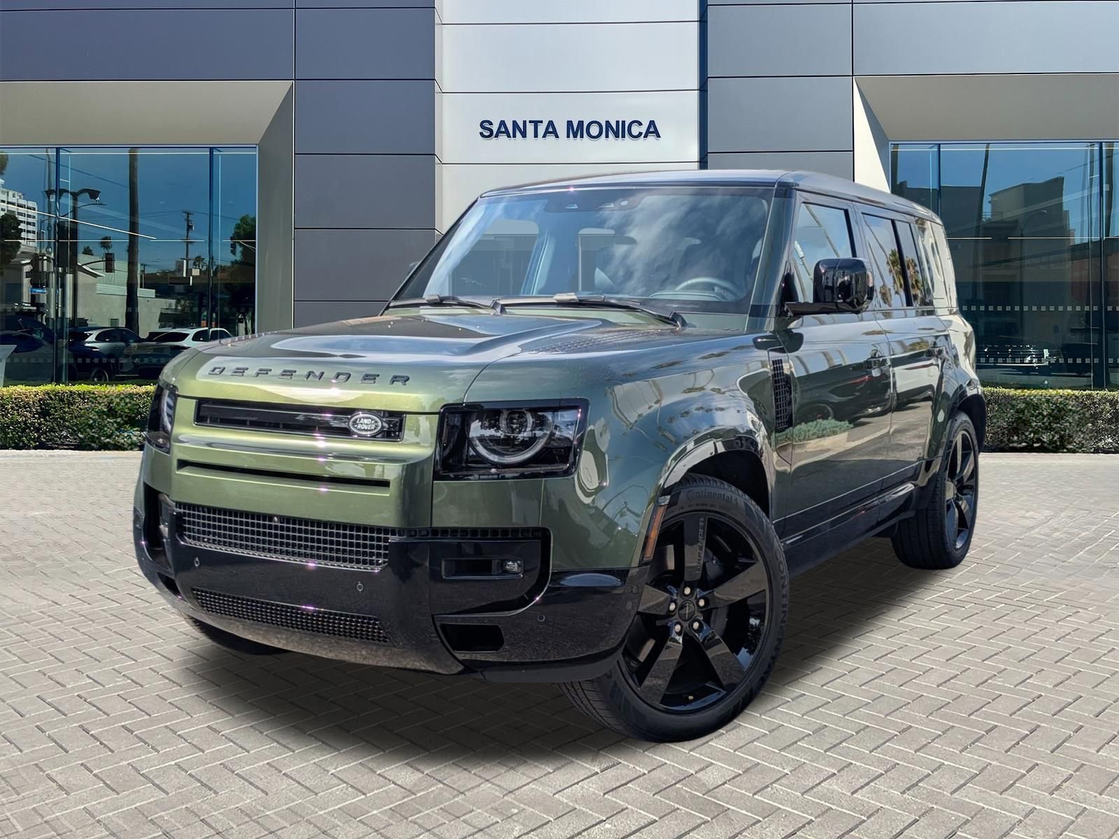 New 2026 Land Rover Defender 110 X-Dynamic SE AWD/4WD image 1