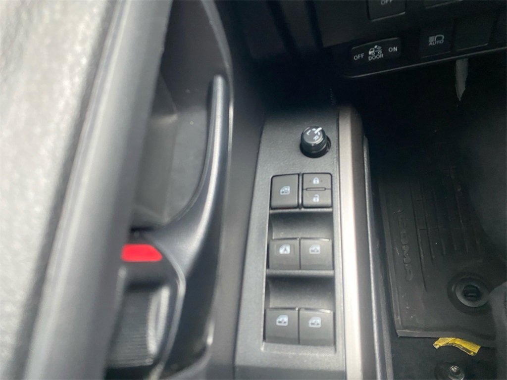 Used 2022 Toyota Tacoma SR5 image 20