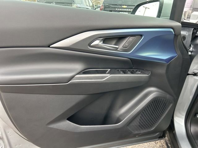 New 2026 Chevrolet Equinox EV LT image 11