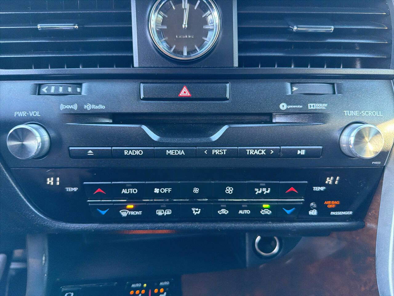 Used 2017 Lexus RX 450h AWD image 27