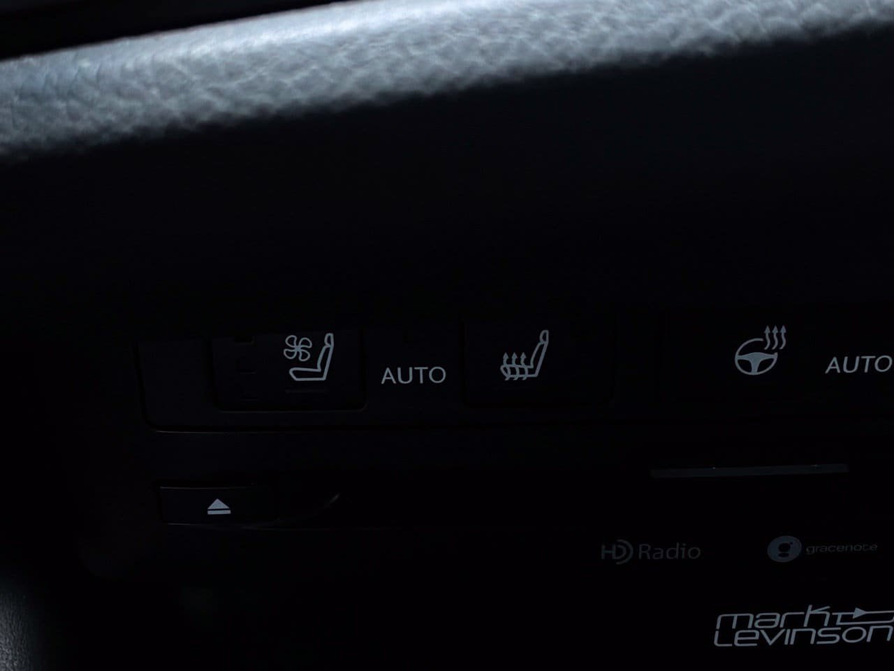 Used 2022 Lexus ES 350 F Sport w/ Accessory Package 2 FWD image 38