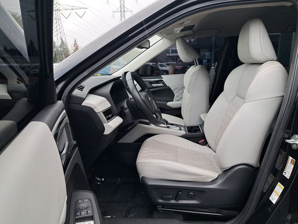 Used 2023 Mitsubishi Outlander SEL 40th Anniversary image 11