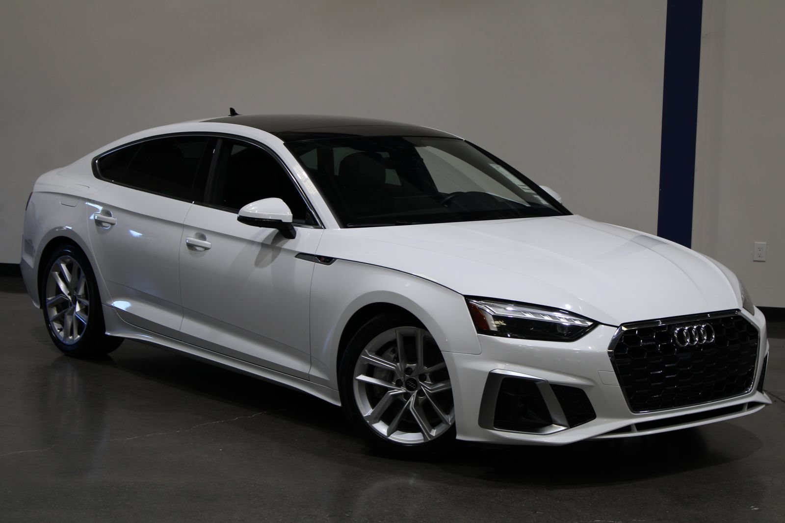 Used 2023 Audi A5 2.0T Premium Plus w/ Premium Plus AWD/4WD image 2