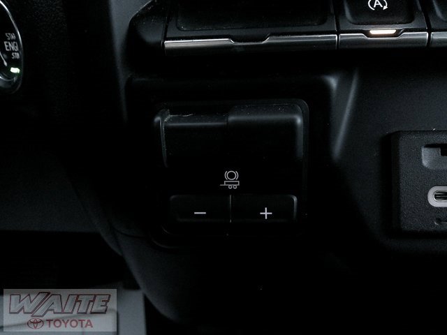 Used 2019 Chevrolet Silverado 1500 LT w/ All-Star Edition image 18