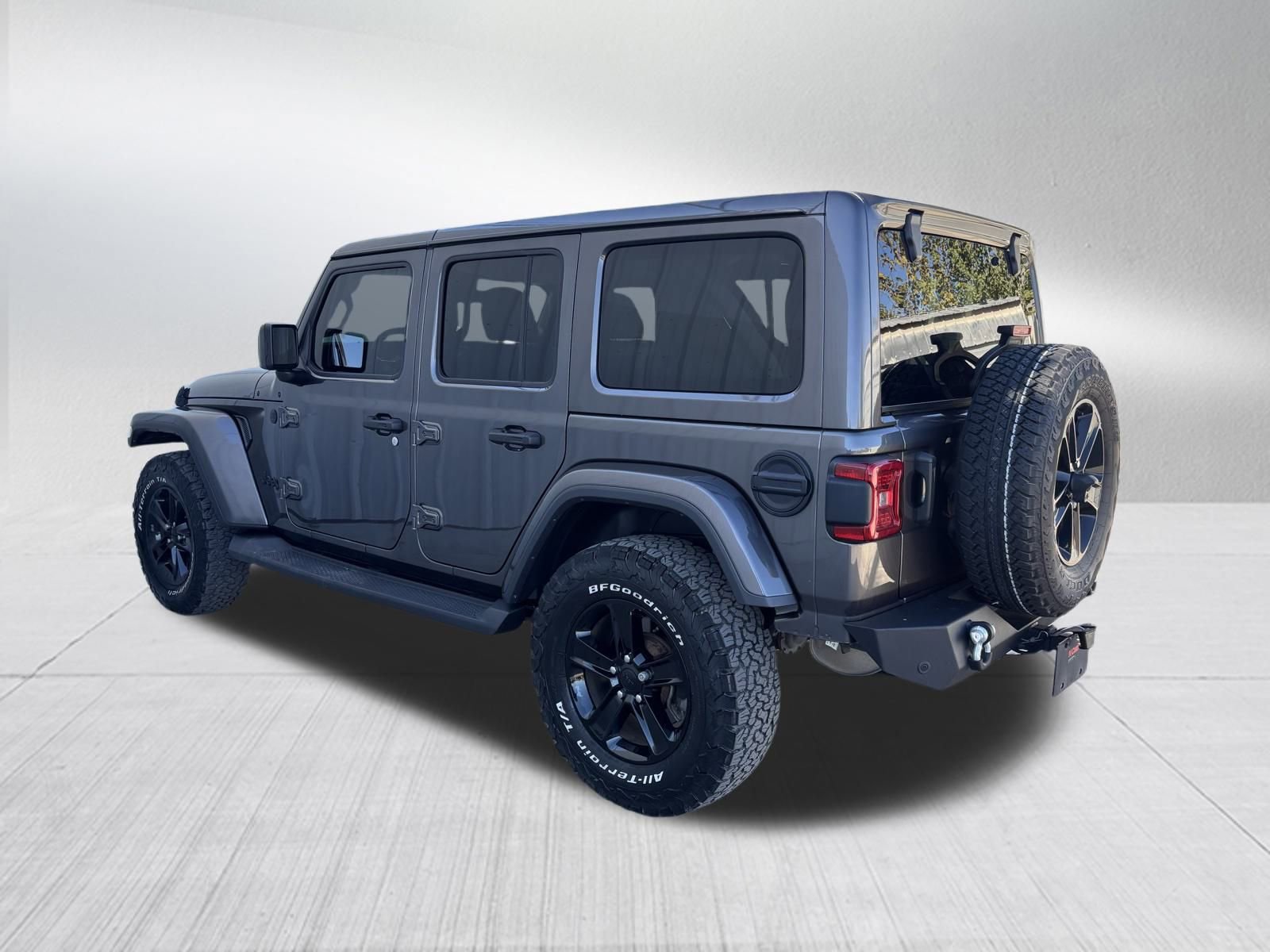 Used 2021 Jeep Wrangler Unlimited Sahara image 7