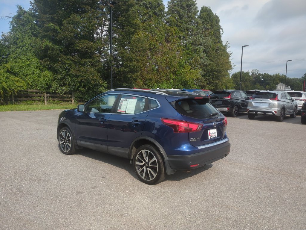 Used 2019 Nissan Rogue Sport SL AWD/4WD image 7