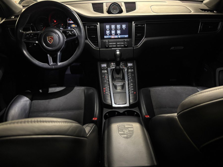 Used 2018 Porsche Macan GTS w/ Premium Package Plus image 22