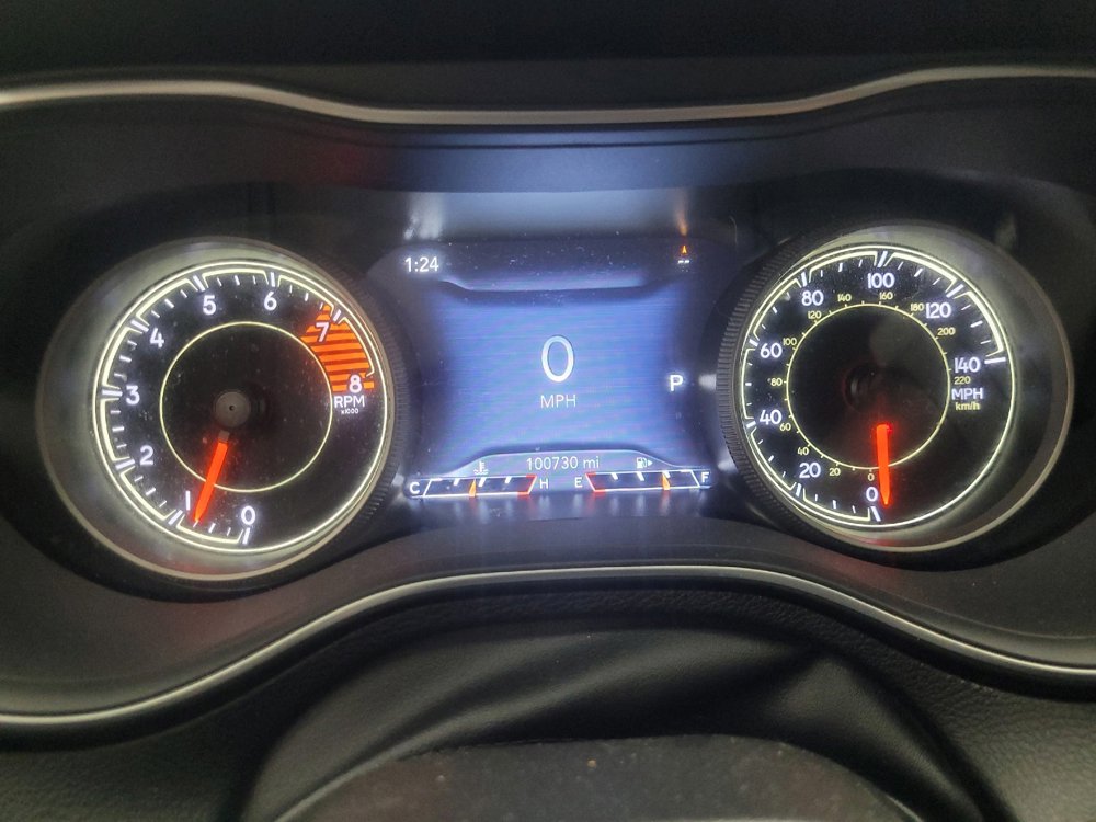 Used 2022 Jeep Cherokee Limited AWD/4WD image 23
