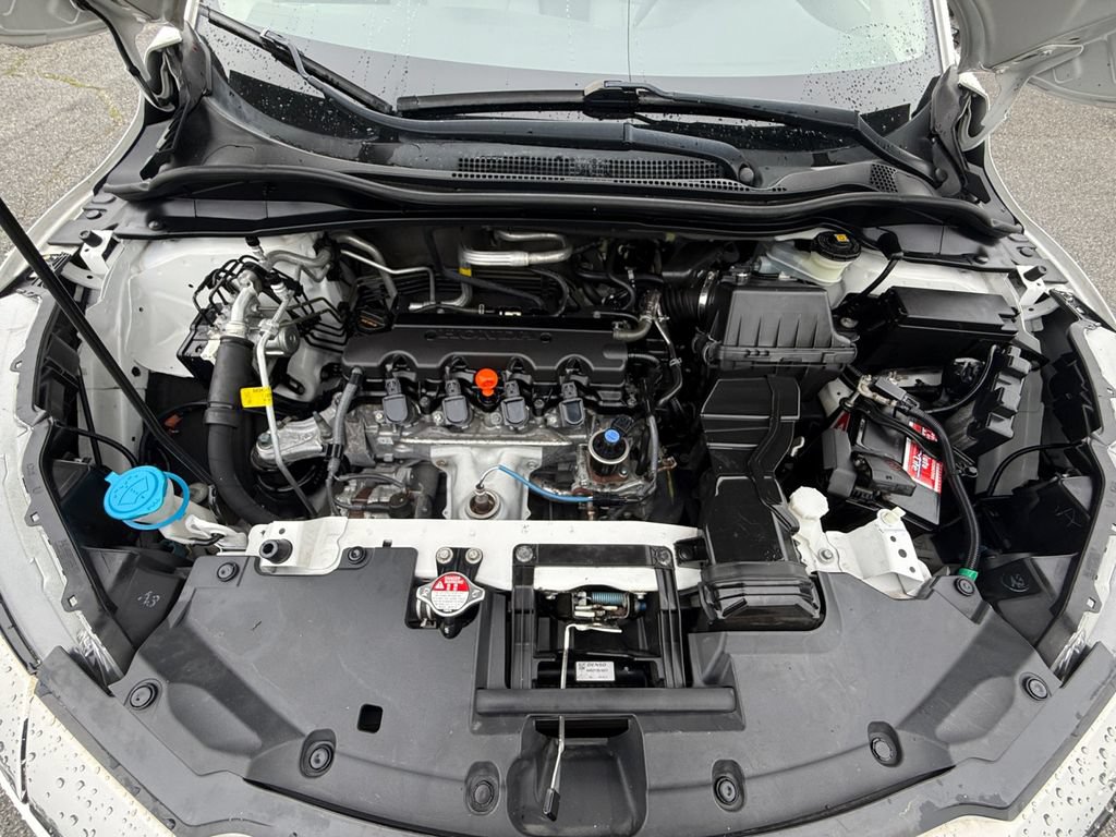 Used 2021 Honda HR-V LX image 27