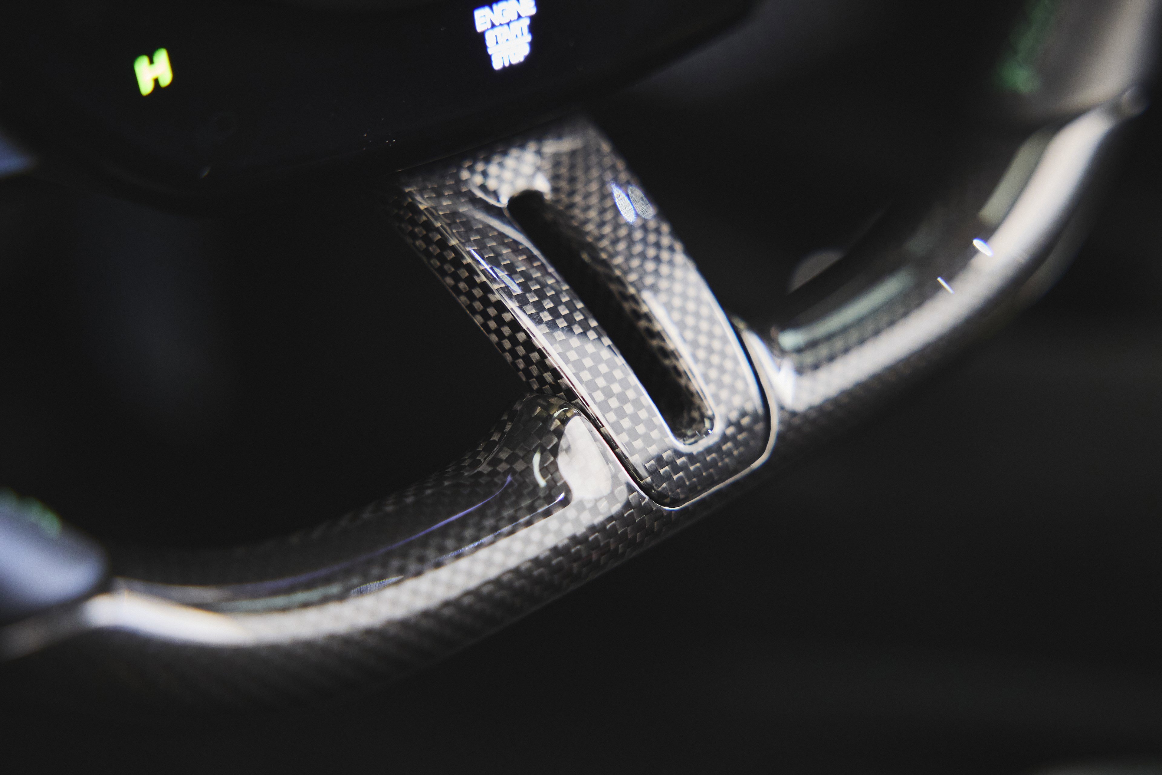 Used 2024 Ferrari SF90 Spider image 47