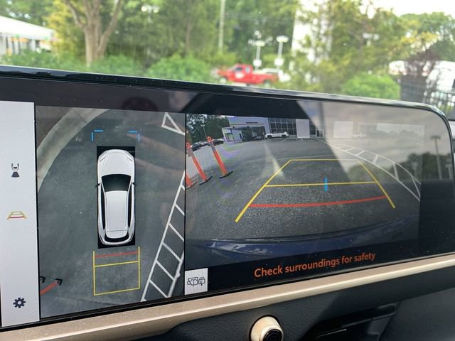 Certified 2025 Toyota Crown Signia w/ Advanced Technology Package AWD/4WD image 22