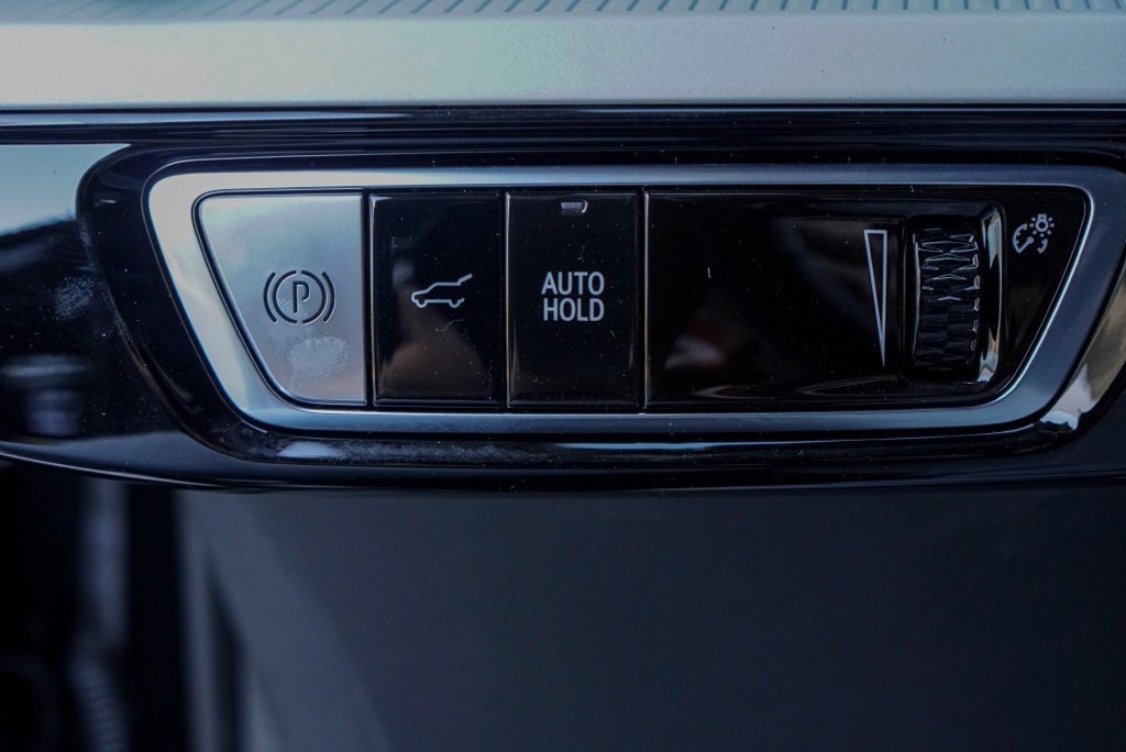 New 2026 Cadillac Optiq Sport 2 image 23