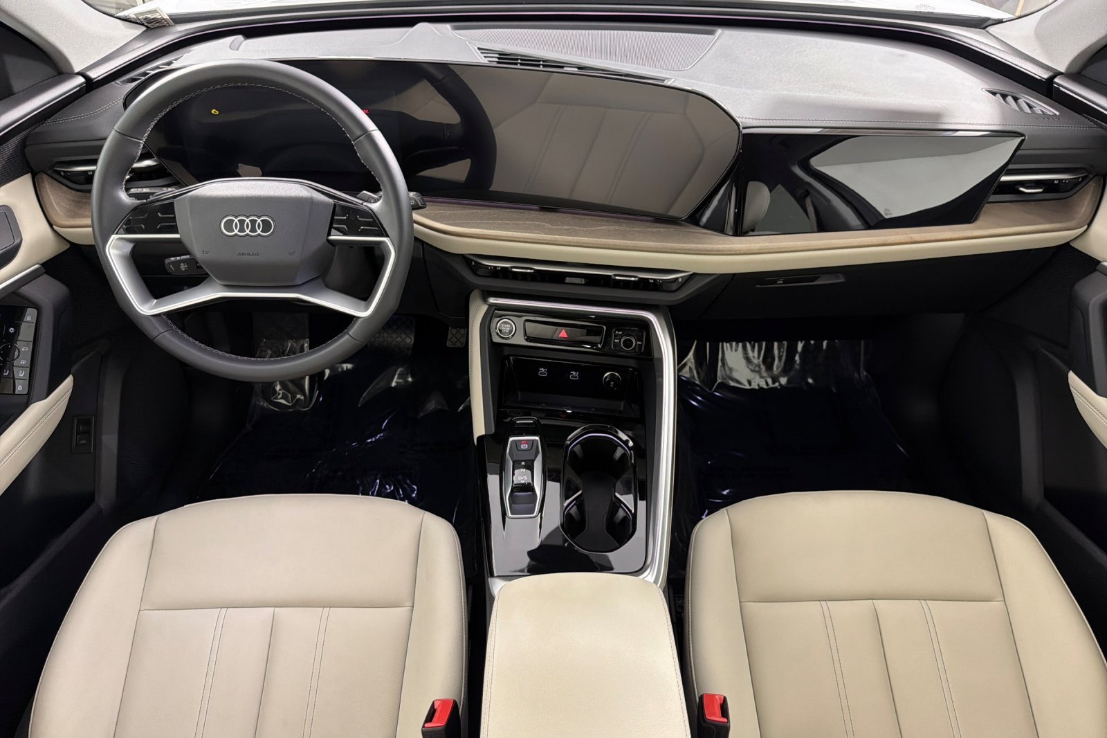 Used 2025 Audi Q5 Premium w/ Convenience Package AWD/4WD image 12