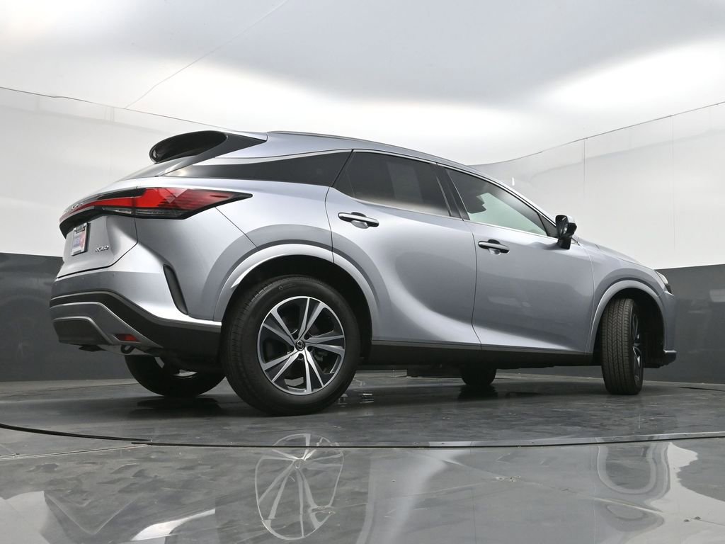 Used 2023 Lexus RX 350 Premium w/ Accessory Package (Z1) image 31
